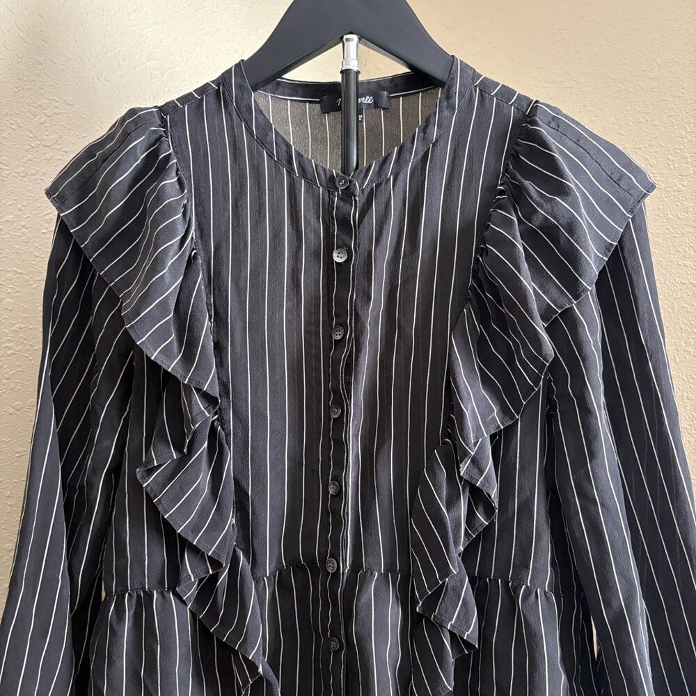 Madewell Black Pinstripe Ruffle Button Front Blouse Size S - Picture 2 of 8
